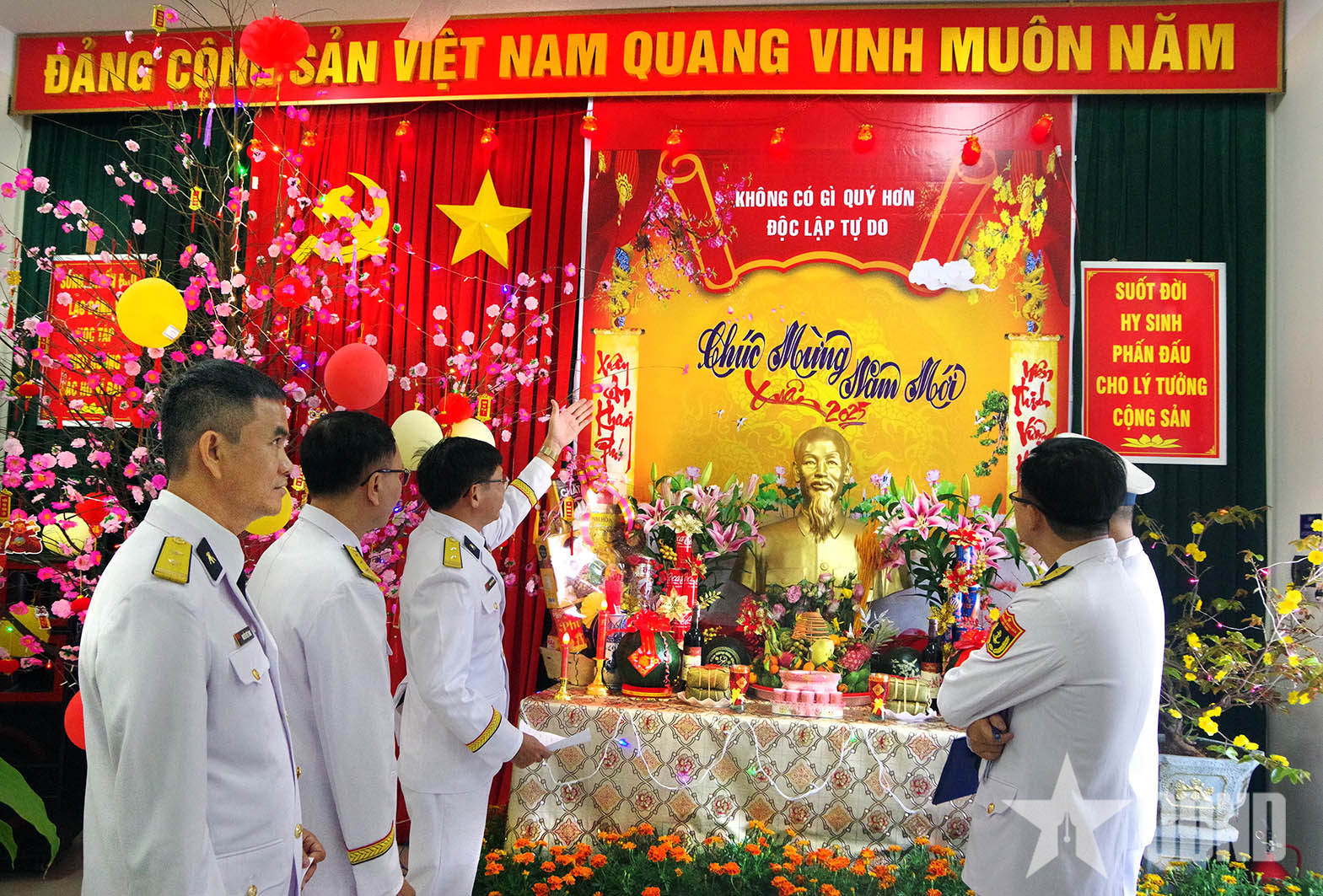 Hoạt động vui Xuân, đón Tết tại Trung tâm Bảo đảm kỹ thuật (Vùng 2 Hải quân)